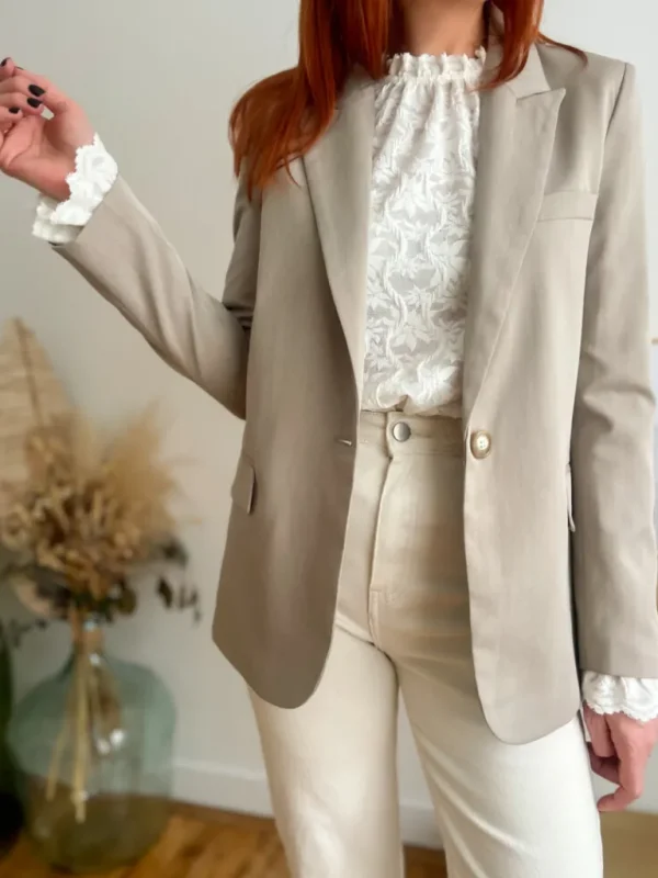 Tops, Blouses*Justine Boutique Aria blouse blanche