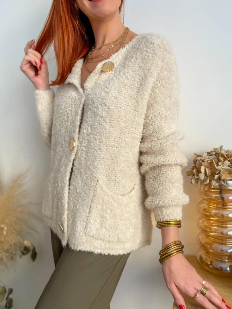 charli_gilet_gros_boutons_3-1.webp Pulls, Gilets*Justine Boutique Charli gilet gros boutons écru