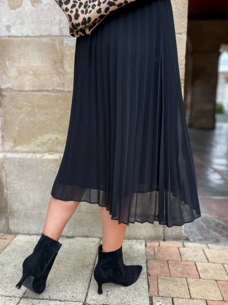 emma_jupe_plisse_noire_3.webp Robes, Jupes*Justine Boutique Emma jupe plissée noire