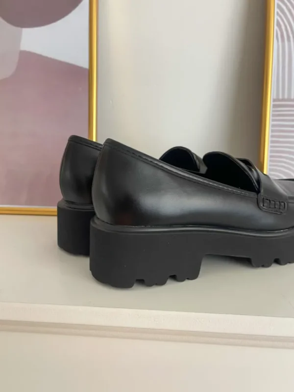 Chaussures, Chaussettes*Justine Boutique Gaspard mocassins crantés