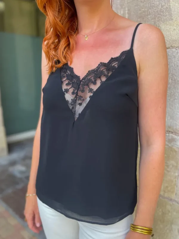 Tops, Blouses*Justine Boutique Gaston top dentelle noir