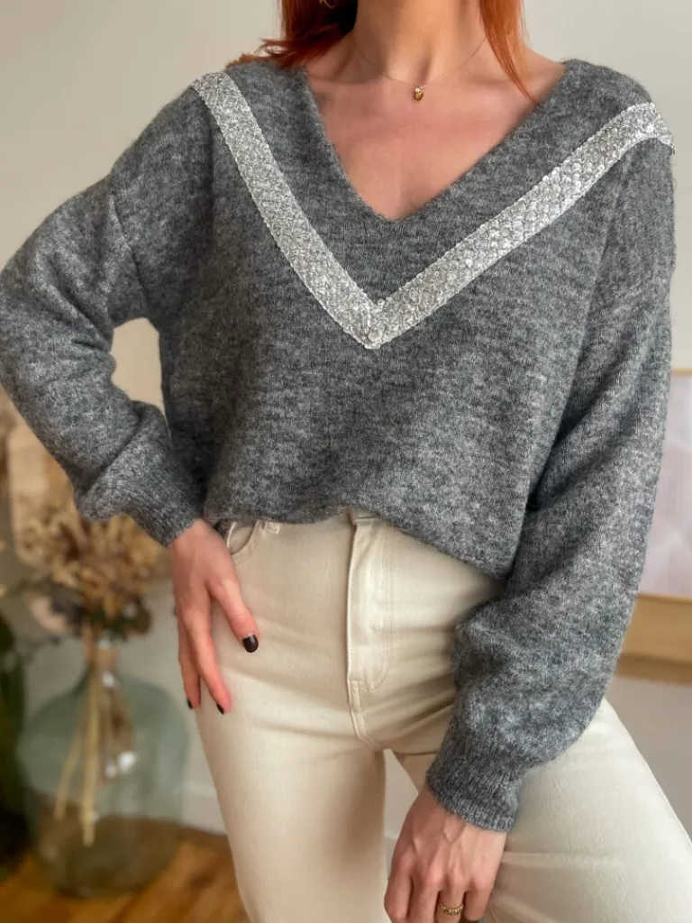grey_pull_gris_sequins_0.webp Pulls, Gilets*Justine Boutique Grey pull gris sequins