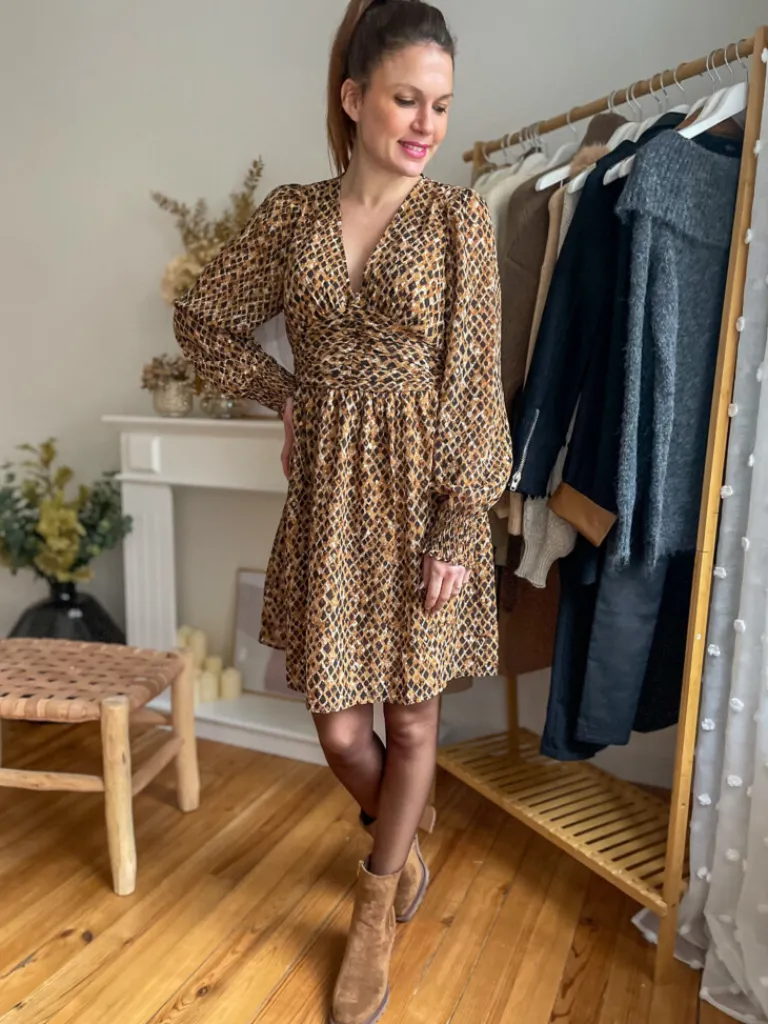 haly_robe_motifs_camel_2.webp Robes, Jupes*Justine Boutique Haly robe motifs camel