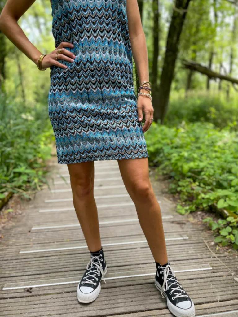 julia_robe_en_crochet_ble_3.webp Robes, Jupes*Justine Boutique Julia robe en crochet bleu