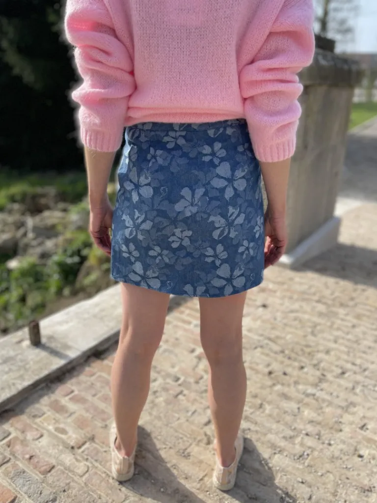 jupe_jean_fleurie_3.webp Robes, Jupes*Justine Boutique Jupe jean fleurie