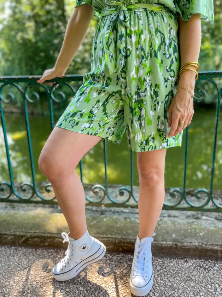 mara_combishort_fluide_ve_6.webp Pantalons, Jeans | Robes, Jupes*Justine Boutique Mara combishort fluide verte