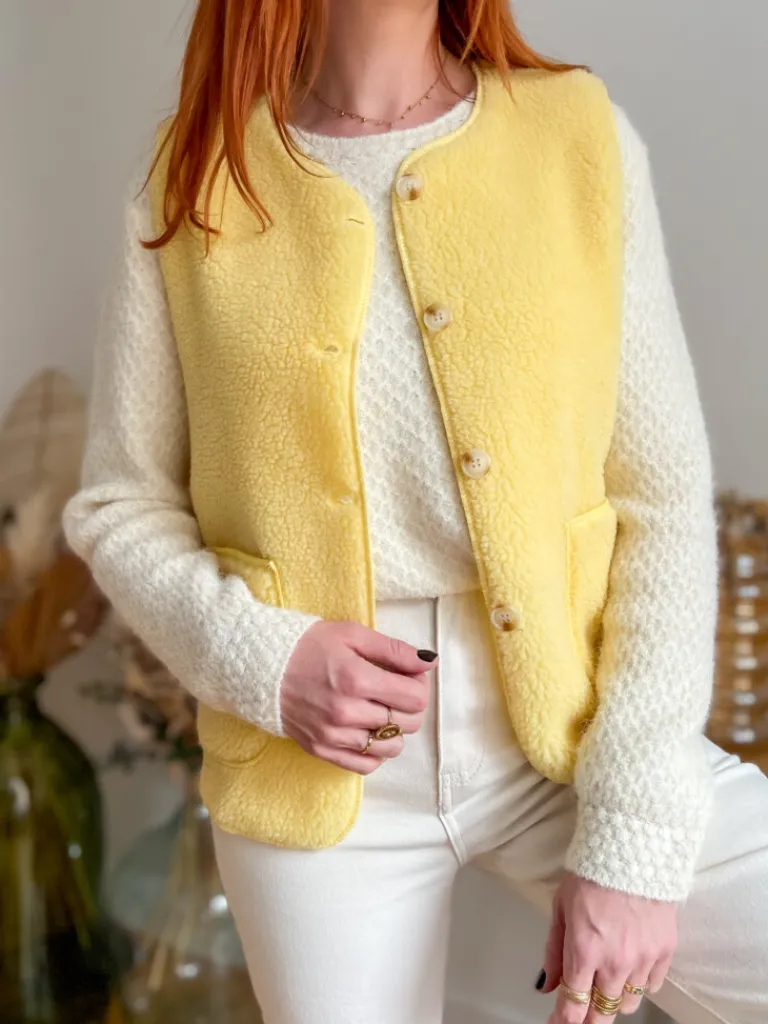 marco_gilet_bouclettes_ja_4.webp Pulls, Gilets | Vestes, Manteaux*Justine Boutique Marco gilet bouclettes jaune