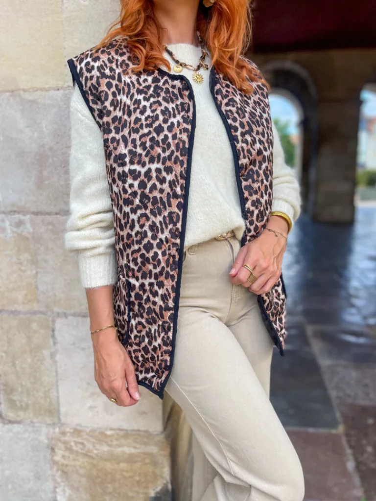 mathilde_veste_sans_manch_2.webp Pulls, Gilets | Vestes, Manteaux*Justine Boutique Mathilde veste sans manches léopard
