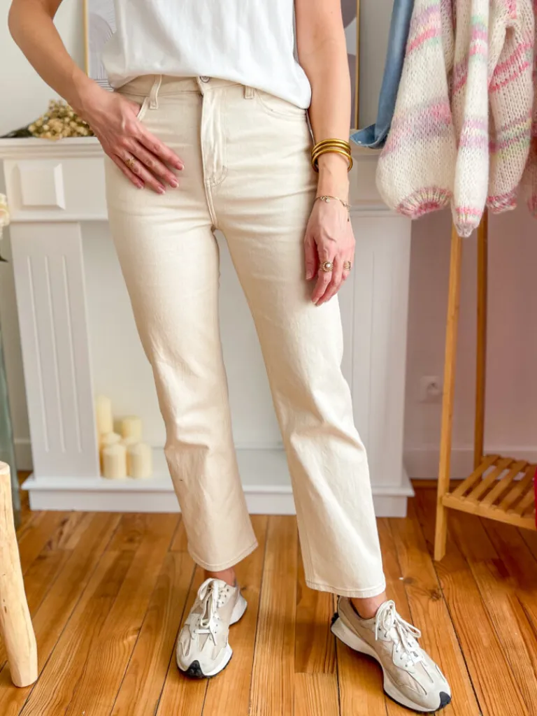 pierre_jean_beige_droit_0.webp Pantalons, Jeans*Justine Boutique Pierre jean beige droit