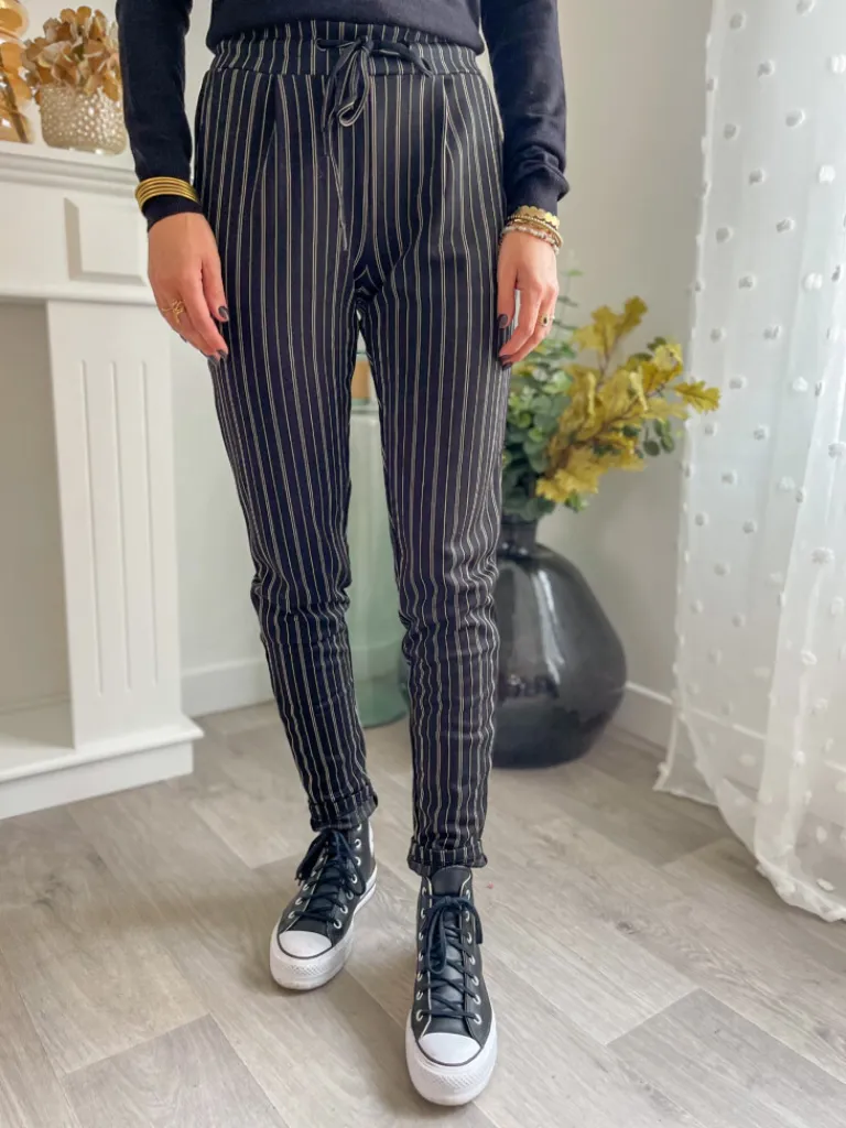 ruti_pantalon_jogg__rayur_1.webp Pantalons, Jeans*Justine Boutique Ruti pantalon jogg à rayures