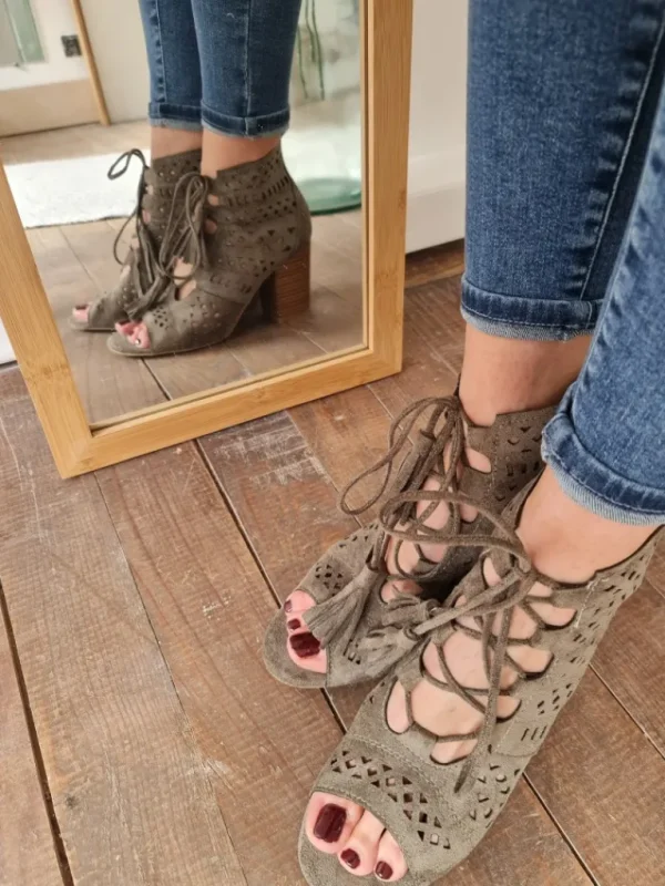 Chaussures, Chaussettes*Justine Boutique SANDALE LACET COLETTE KAKI