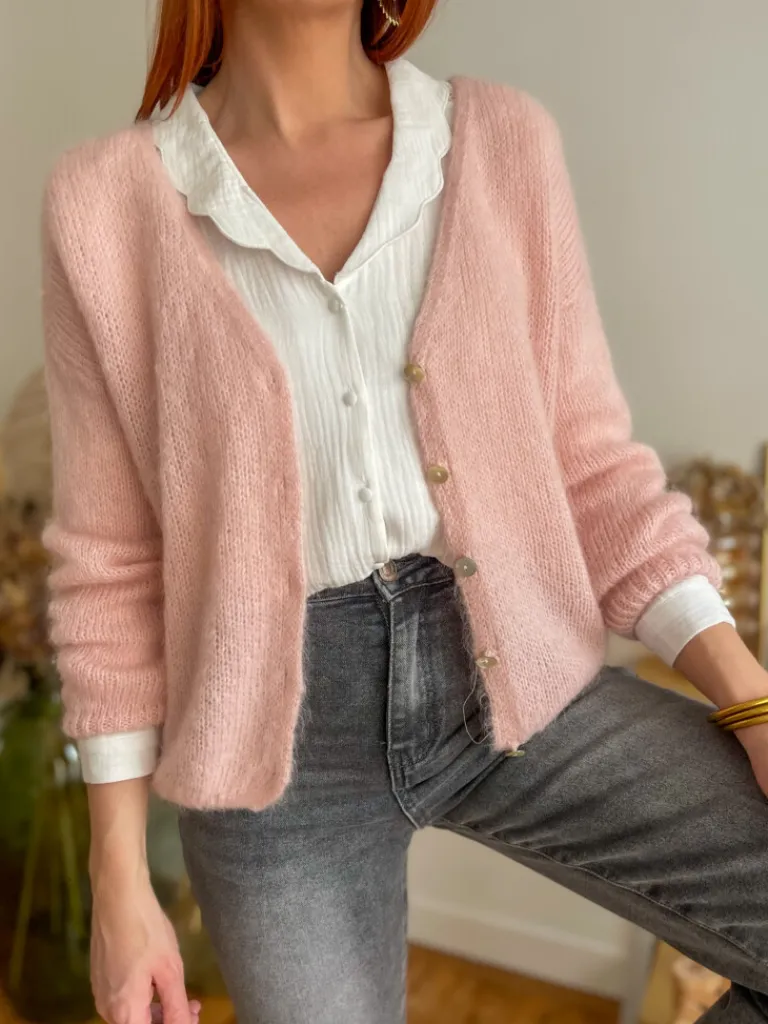 suzy_gilet_mohair_rose_po_2.webp Pulls, Gilets*Justine Boutique Suzy gilet mohair rose poudre